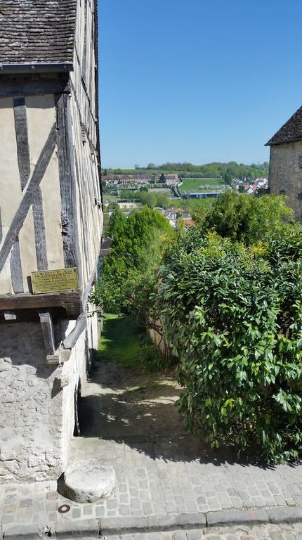Villa Les Volets Bleus Provins Exterior foto